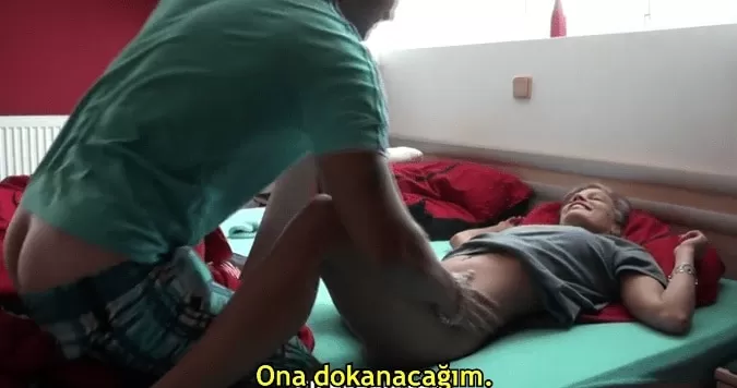 Türkçe alt yazılı porno tube porno karisini siken