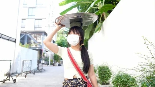 Sokak ortasında para karşılığı s kız at gibi japon porno